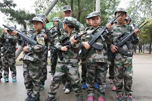 （青岛）10天荣誉勋章军事冬令营