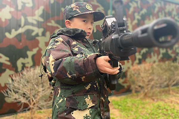 上海121军事冬令营 (上海)7天心智磨砺成长军事冬令营