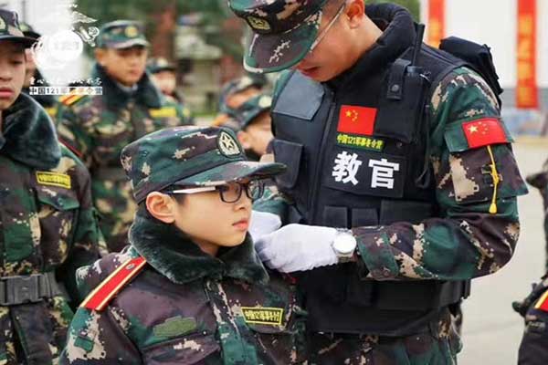 上海121军事冬令营 (上海)3天少年勇气成长军事冬令营